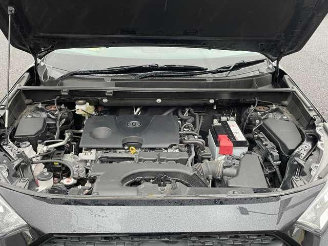 ＲＡＶ４ ２．０アドベンチャー　４ＷＤ（５名）　セーフティセンス！ブラック合皮スポーティシート！運転席パワーシート！純正ナビ＆フルセグＴＶ＆ＢＴ＆バックカメラ！ＬＥＤヘッドライト！オートライト！純正アルミ！ビルトインＥＴＣ！スマ（31枚目）