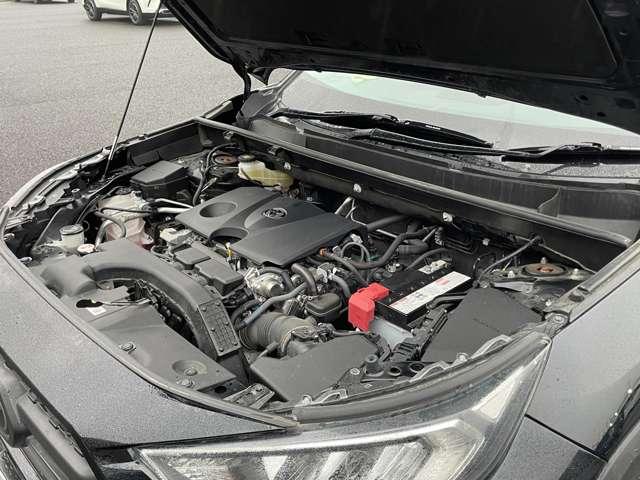 ＲＡＶ４ ２．０アドベンチャー　４ＷＤ（５名）　セーフティセンス！ブラック合皮スポーティシート！運転席パワーシート！純正ナビ＆フルセグＴＶ＆ＢＴ＆バックカメラ！ＬＥＤヘッドライト！オートライト！純正アルミ！ビルトインＥＴＣ！スマ（32枚目）