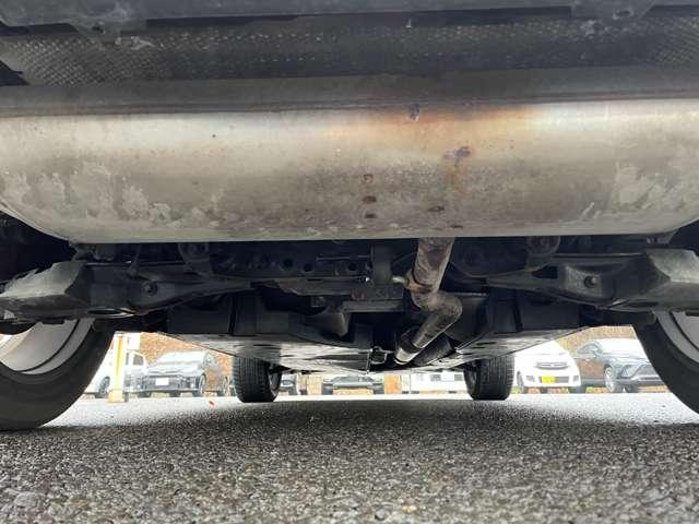 ＲＡＶ４ ２．０アドベンチャー　４ＷＤ（５名）　セーフティセンス！ブラック合皮スポーティシート！運転席パワーシート！純正ナビ＆フルセグＴＶ＆ＢＴ＆バックカメラ！ＬＥＤヘッドライト！オートライト！純正アルミ！ビルトインＥＴＣ！スマ（34枚目）