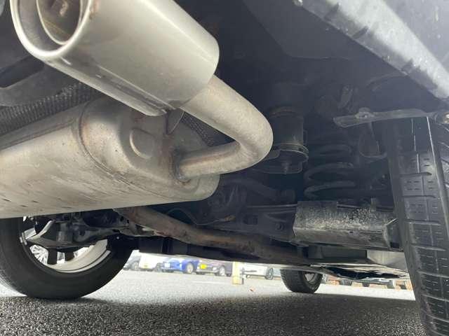 ＲＡＶ４ ２．０アドベンチャー　４ＷＤ（５名）　セーフティセンス！ブラック合皮スポーティシート！運転席パワーシート！純正ナビ＆フルセグＴＶ＆ＢＴ＆バックカメラ！ＬＥＤヘッドライト！オートライト！純正アルミ！ビルトインＥＴＣ！スマ（35枚目）