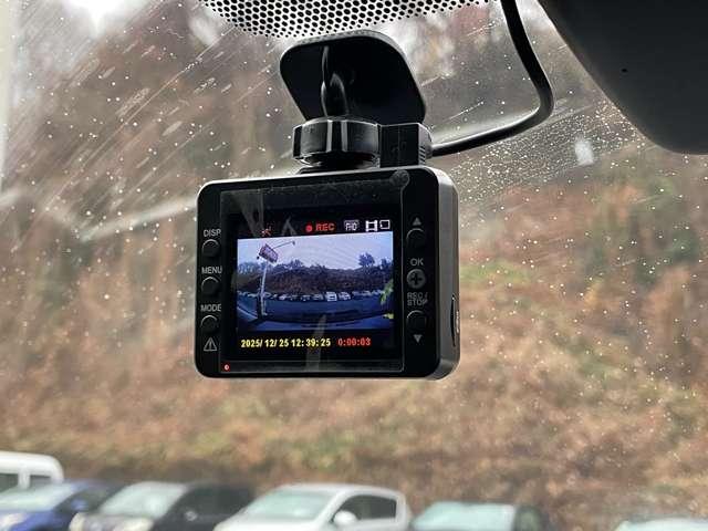 ＲＡＶ４ ２．０アドベンチャー　４ＷＤ（５名）　セーフティセンス！ブラック合皮スポーティシート！運転席パワーシート！純正ナビ＆フルセグＴＶ＆ＢＴ＆バックカメラ！ＬＥＤヘッドライト！オートライト！純正アルミ！ビルトインＥＴＣ！スマ（56枚目）