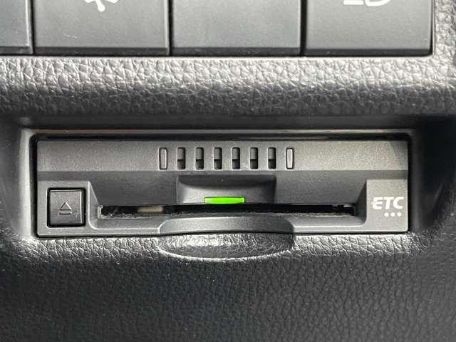 ＲＡＶ４ ２．０アドベンチャー　４ＷＤ（５名）　セーフティセンス！ブラック合皮スポーティシート！運転席パワーシート！純正ナビ＆フルセグＴＶ＆ＢＴ＆バックカメラ！ＬＥＤヘッドライト！オートライト！純正アルミ！ビルトインＥＴＣ！スマ（57枚目）