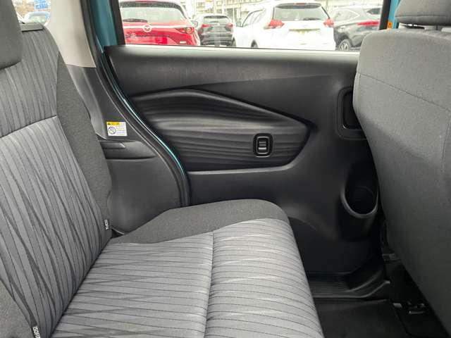 ソリオ １．２Ｇ　５名　セーフティサポート！カロッツェリアナビ＆ＤＶＤ＆ＢＴ＆バックカメラ！オートライト！パワースライドドア！キーレスプッシュスタートシステム！社外ＥＴＣ！（21枚目）