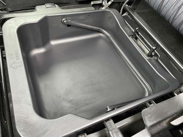 ソリオ １．２Ｇ　５名　セーフティサポート！カロッツェリアナビ＆ＤＶＤ＆ＢＴ＆バックカメラ！オートライト！パワースライドドア！キーレスプッシュスタートシステム！社外ＥＴＣ！（52枚目）