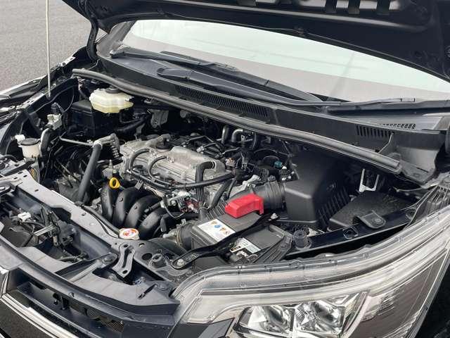 ノア ２．０Ｓｉ　ＷｘＢＩＩ　７名　アイドリングストップ！セーフティセンス！純正ナビ＆フルセグＴＶ＆ＢＴ＆バックカメラ！両側パワースライドドア！ＬＥＤヘッドライト！オートライト！純正アルミ！半革シート！ビルトインＥＴ（20枚目）