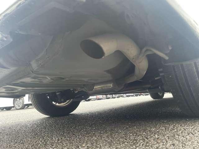 ノア ２．０Ｓｉ　ＷｘＢＩＩ　７名　アイドリングストップ！セーフティセンス！純正ナビ＆フルセグＴＶ＆ＢＴ＆バックカメラ！両側パワースライドドア！ＬＥＤヘッドライト！オートライト！純正アルミ！半革シート！ビルトインＥＴ（23枚目）