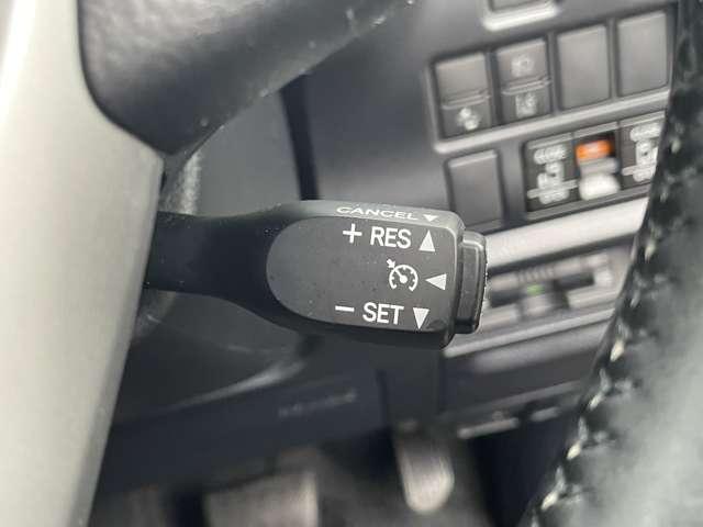 ノア ２．０Ｓｉ　ＷｘＢＩＩ　７名　アイドリングストップ！セーフティセンス！純正ナビ＆フルセグＴＶ＆ＢＴ＆バックカメラ！両側パワースライドドア！ＬＥＤヘッドライト！オートライト！純正アルミ！半革シート！ビルトインＥＴ（40枚目）