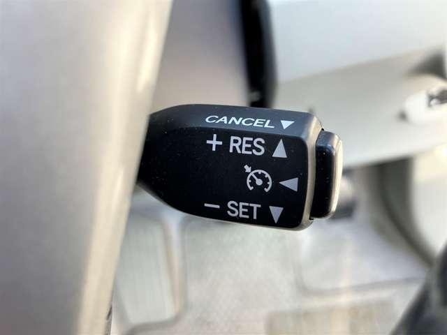 プリウス Ｇ　クルーズコントロール！純正ナビ／フルセグＴＶ／バックカメラ！ＥＴＣ！スマートキー！禁煙車！（28枚目）