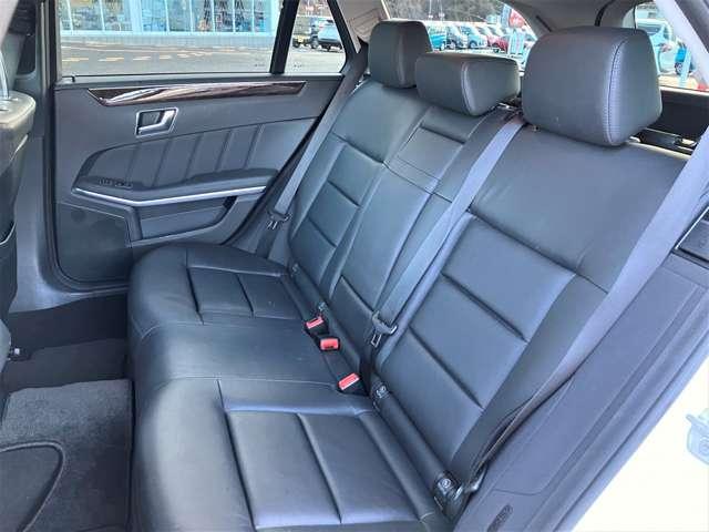 Ｅクラスステーションワゴン Ｅ２５０ブルーエフィシェンシーステーションワゴン　クルーズコントロール！コーナーセンサー！純正ナビ／フルセグＴＶ／バックカメラ！ＬＥＤヘッドライト！ＥＴＣ！パワーバックドア！シートヒーター！メモリー付パワーシート！ルーフレール！合皮シート！禁煙車！（22枚目）