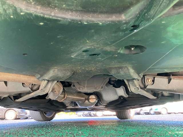 Ｅクラスステーションワゴン Ｅ２５０ブルーエフィシェンシーステーションワゴン　クルーズコントロール！コーナーセンサー！純正ナビ／フルセグＴＶ／バックカメラ！ＬＥＤヘッドライト！ＥＴＣ！パワーバックドア！シートヒーター！メモリー付パワーシート！ルーフレール！合皮シート！禁煙車！（27枚目）