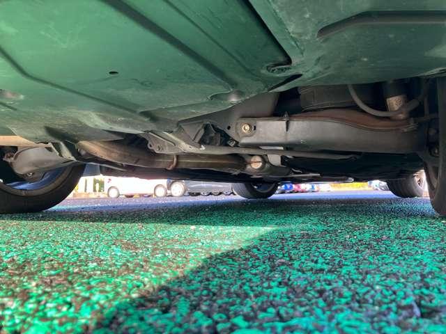 Ｅクラスステーションワゴン Ｅ２５０ブルーエフィシェンシーステーションワゴン　クルーズコントロール！コーナーセンサー！純正ナビ／フルセグＴＶ／バックカメラ！ＬＥＤヘッドライト！ＥＴＣ！パワーバックドア！シートヒーター！メモリー付パワーシート！ルーフレール！合皮シート！禁煙車！（28枚目）