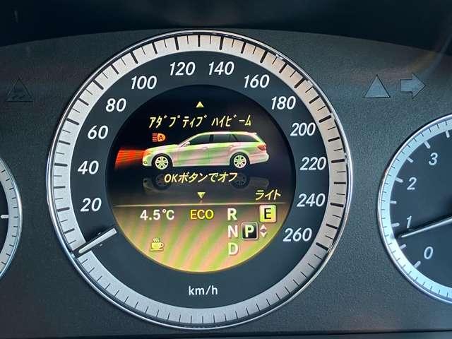 Ｅクラスステーションワゴン Ｅ２５０ブルーエフィシェンシーステーションワゴン　クルーズコントロール！コーナーセンサー！純正ナビ／フルセグＴＶ／バックカメラ！ＬＥＤヘッドライト！ＥＴＣ！パワーバックドア！シートヒーター！メモリー付パワーシート！ルーフレール！合皮シート！禁煙車！（45枚目）