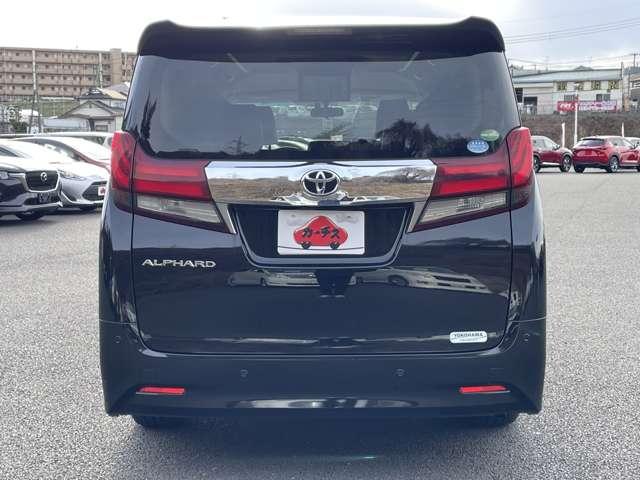 アルファード ２．５Ｘ　プリクラッシュセーフティシステム／レーダークルコン！純正ナビ＆フルセグＴＶ＆ＢＴ＆バックカメラ！フリップダウンモニター！両側パワースライドドア！ＬＥＤヘッドライト！オートライト！純正アルミ！禁煙車！（6枚目）