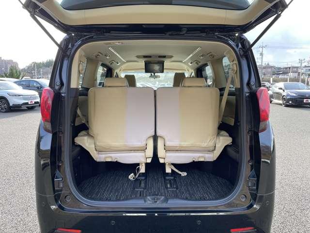 アルファード ２．５Ｘ　プリクラッシュセーフティシステム／レーダークルコン！純正ナビ＆フルセグＴＶ＆ＢＴ＆バックカメラ！フリップダウンモニター！両側パワースライドドア！ＬＥＤヘッドライト！オートライト！純正アルミ！禁煙車！（19枚目）