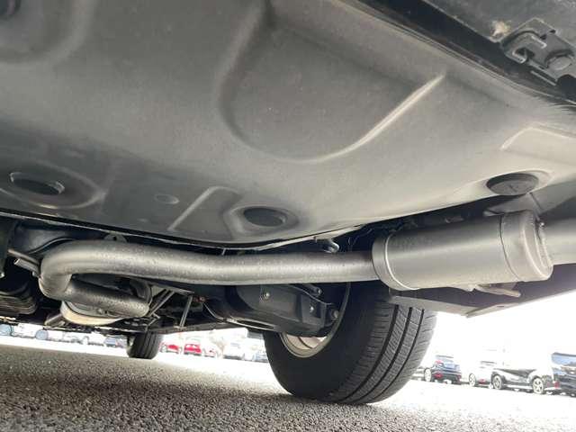 アルファード ２．５Ｘ　プリクラッシュセーフティシステム／レーダークルコン！純正ナビ＆フルセグＴＶ＆ＢＴ＆バックカメラ！フリップダウンモニター！両側パワースライドドア！ＬＥＤヘッドライト！オートライト！純正アルミ！禁煙車！（23枚目）