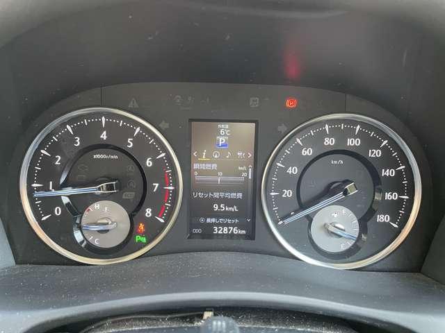 アルファード ２．５Ｘ　プリクラッシュセーフティシステム／レーダークルコン！純正ナビ＆フルセグＴＶ＆ＢＴ＆バックカメラ！フリップダウンモニター！両側パワースライドドア！ＬＥＤヘッドライト！オートライト！純正アルミ！禁煙車！（25枚目）