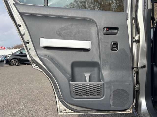 ハスラー 660X 4WD 4名 1オーナー車!4WD!S-エネチャージ!デュアルカメラブレーキサポート!純正ナビ&フルセグTV&BT!全方位モニター!HIDヘッドライト!オートライト!純正アルミ!シートヒーター!ETC!禁煙車!(36枚目)