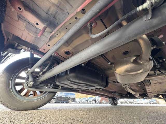 ハスラー JスタイルIIターボ ホワイトルーフ!アイドリングストップ!デュアルカメラブレーキサポート!純正ナビ&フルセグTV&DVD&BT!全方位モニター!HIDヘッドライト!オートライト!純正アルミ!シートヒーター!禁煙車!(29枚目)