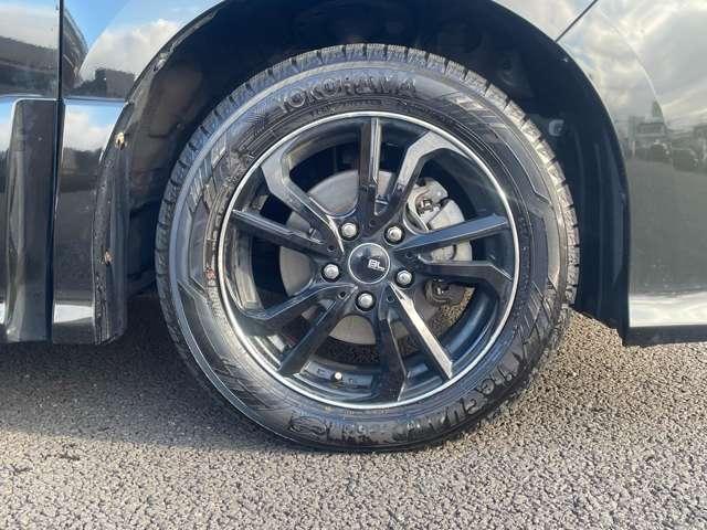 ヴォクシー ハイブリッドＺＳ　煌ＩＩ　後期型！禁煙車！両側パワースライドドア！純正ナビ！フルセグ！バックカメラ！スマートキー！ＥＴＣ！Ｂｌｕｅｔｏｏｔｈ！クルーズコントロール！セーフティセンス！オートマチックハイビーム！シートヒーター！（16枚目）