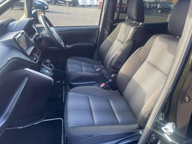 ヴォクシー ハイブリッドＺＳ　煌ＩＩ　後期型！禁煙車！両側パワースライドドア！純正ナビ！フルセグ！バックカメラ！スマートキー！ＥＴＣ！Ｂｌｕｅｔｏｏｔｈ！クルーズコントロール！セーフティセンス！オートマチックハイビーム！シートヒーター！（21枚目）