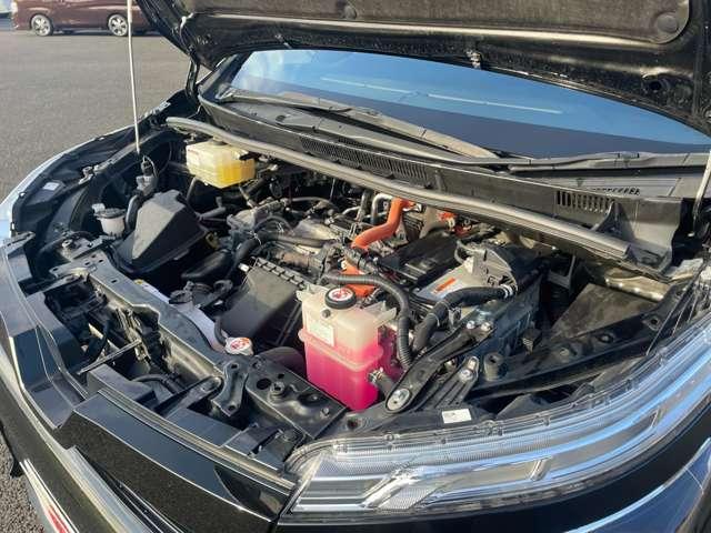 ヴォクシー ハイブリッドＺＳ　煌ＩＩ　後期型！禁煙車！両側パワースライドドア！純正ナビ！フルセグ！バックカメラ！スマートキー！ＥＴＣ！Ｂｌｕｅｔｏｏｔｈ！クルーズコントロール！セーフティセンス！オートマチックハイビーム！シートヒーター！（26枚目）