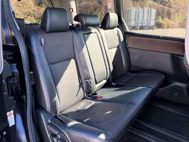 エスクァイア Ｇｉ　アルパイン９インチナビ／フルセグＴＶ／バックカメラ！シートヒーター！アイドリングストップ！両側パワースライドドア！ＥＴＣ！ＬＥＤヘッドライト！スマートキー！（21枚目）