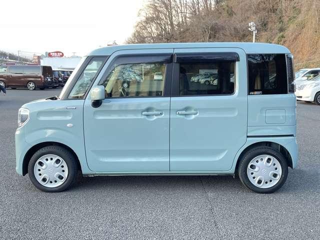 スペーシア ハイブリッドX アイドリングストップ!セーフティサポート!純正ディスプレイオーディオ&BT!キーレスプッシュスタートシステム!オートライト!シートヒーター!両側パワースライドドア!ビルトインETC!(10枚目)