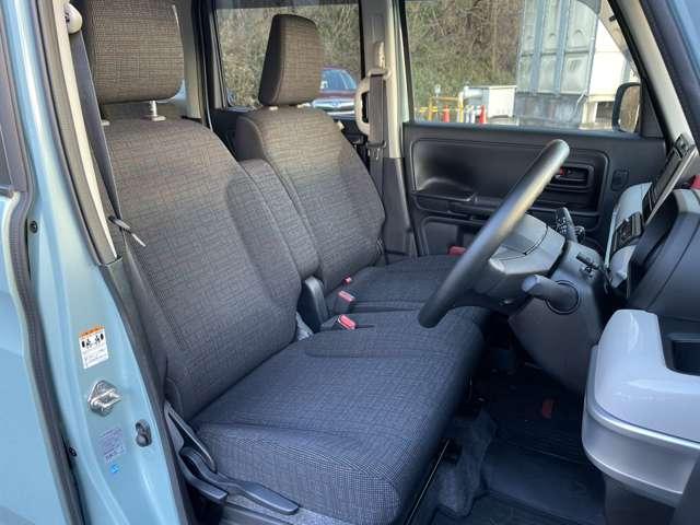 スペーシア ハイブリッドX アイドリングストップ!セーフティサポート!純正ディスプレイオーディオ&BT!キーレスプッシュスタートシステム!オートライト!シートヒーター!両側パワースライドドア!ビルトインETC!(11枚目)