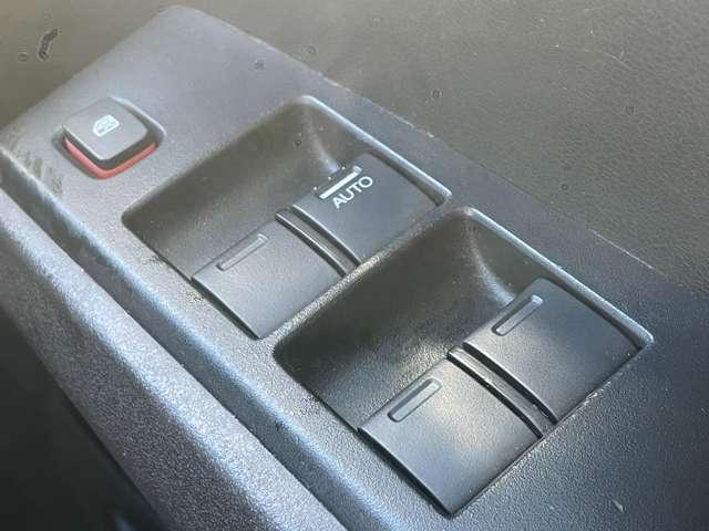 �u�����X�C�b�`�v�e�X�C�b�`���܂Ƃ߂邱�Ƃő��삪�ƂĂ��֗��ł��I