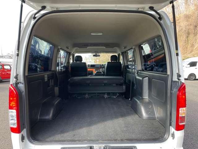 �u�V�[�g�i�[�v�@�V�[�g���i�[����΂���ɑ�e�ʂ̃X�y�[�X���o���I