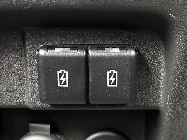 �u�t�r�a�[�q�v�@�X�}�z��^�u���b�g�ɏ[�d�\�Ȃt�r�a�[�q���t���Ă��܂�