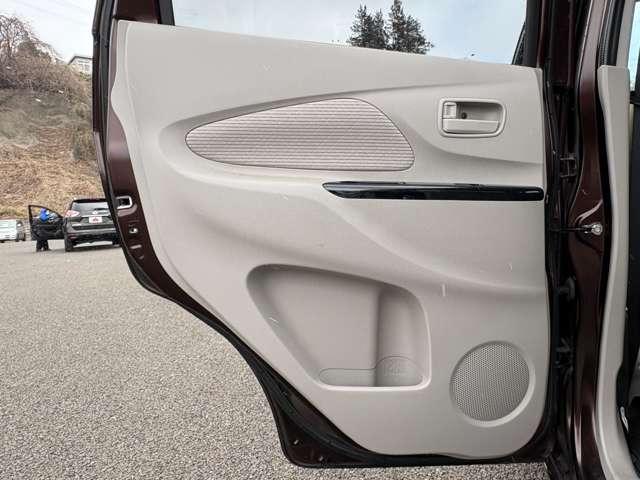 �����A�h�A�p�l����