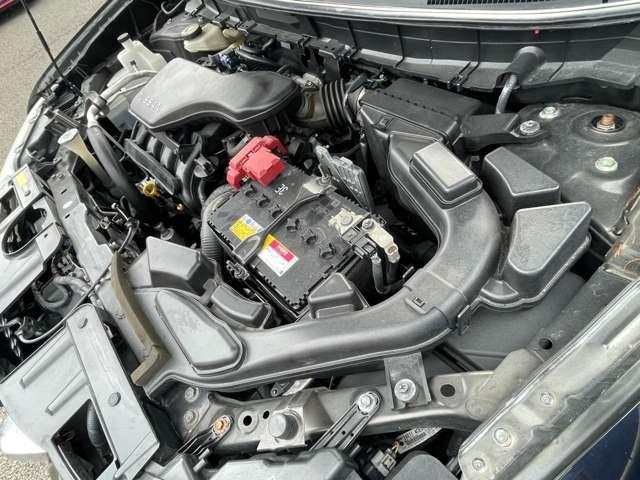 エクストレイル ２．０　２０Ｘ　ＥブレーキＰＫＧ　２列　４ＷＤ　５名　エマージェンシーブレーキ！アラウンドビューモニター／パーキングアシスト！ルーフレール！後側方車両検知警報！車線逸脱警報！純正ナビ／フルセグＴＶ！前席シートヒーター！ヒルスタートアシ（33枚目）