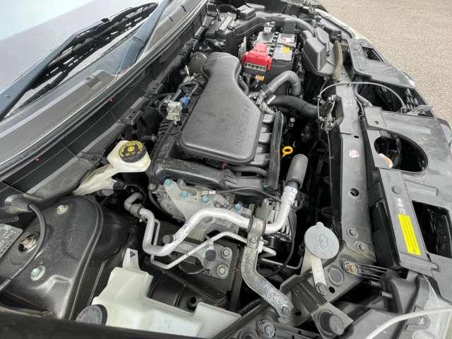 エクストレイル ２．０　２０Ｘ　ＥブレーキＰＫＧ　２列　４ＷＤ　５名　エマージェンシーブレーキ！アラウンドビューモニター／パーキングアシスト！ルーフレール！後側方車両検知警報！車線逸脱警報！純正ナビ／フルセグＴＶ！前席シートヒーター！ヒルスタートアシ（35枚目）