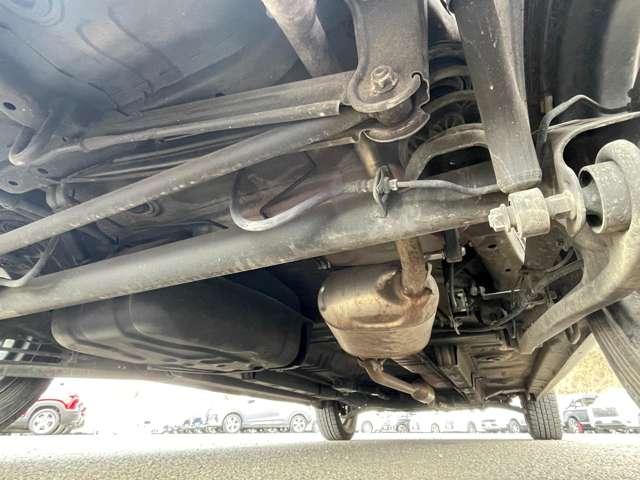 ハスラー G 4名 禁煙車/レーダーブレーキサポート/社外メモリーナビ/フルセグTV/DVD再生/Bluetooth/ディスチャージヘッドライト/スマートキー/シートヒーター/ETC/ルーフキャリア&ルーフボックス/(32枚目)