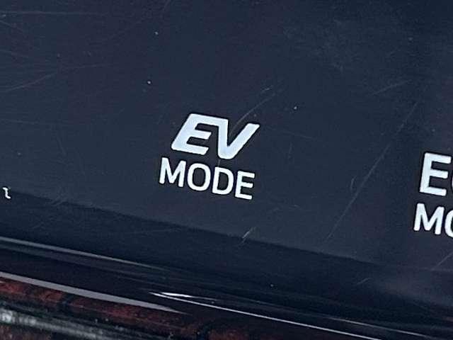 �u�d�u���[�h�v�@�d�C�����Ԃ̂悤�ɓd�r�����ő��s�ł��܂��I