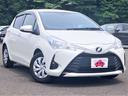 ヴィッツ Ｆ　セーフティーエディションＩＩ　禁煙車／衝突被害軽減ブレーキ／レーンキープ／ドライブレコーダー／スマートキー／ＥＴＣ／アイドリングストップ／横滑り防止装置／ワンセグナビ／Ｂｌｕｅｔｏｏｔｈ／バックカメラ／パワーウィンドウ／パワステ／（4枚目）