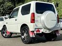 ジムニー ランドベンチャー　４ＷＤ　４ＷＤ！５速ＭＴ！禁煙！ＢＴ！フルセグＴＶ！ＥＴＣ！シートヒーター！スマートキー＆プッシュスタート！ＬＥＤライト！！ＢＡＴＴＬＥＺマフラー！ＪＡＯＳスポーツカウル＆マッドガード！ＲＡＹＳ１６ＡＷ！（5枚目）