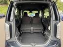 後部座席を前に倒すとさらに広々トランク！！