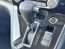 シフトレバーは使い易い位置にあります♪
