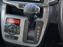 シフトレバーは使い易い位置にあります♪