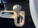 シフトレバーは使い易い位置にあります♪