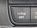 「アイドリングストップ」 信号などで停まった時に自動でエンジンがストップ☆燃費向上に貢献♪