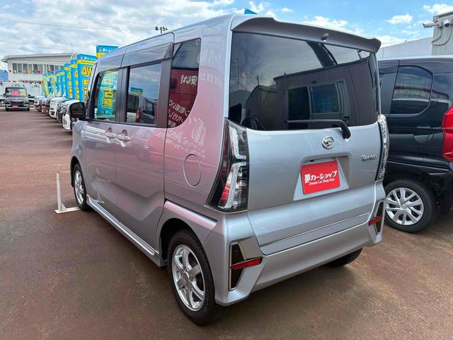タント カスタムＲＳ　４ＷＤ　ＥＴＣ　両側電動スライドドア　ナビ　クリアランスソナー　オートクルーズコントロール　レーンアシスト　衝突被害軽減システム　オートライト　ＬＥＤヘッドランプ　スマートキー　アイドリングストップ（5枚目）