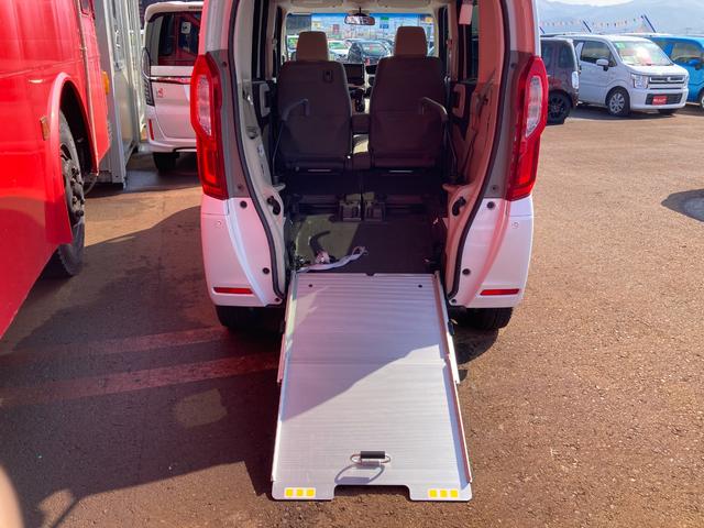 Ｎ－ＢＯＸ Ｇ・スロープホンダセンシング　福祉車輌　ＥＴＣ　バックカメラ　オートクルーズコントロール　レーンアシスト　衝突被害軽減システム　両側電動スライドドア　スマートキー　アイドリングストップ　電動格納ミラー　オートライト　シートヒーター（6枚目）