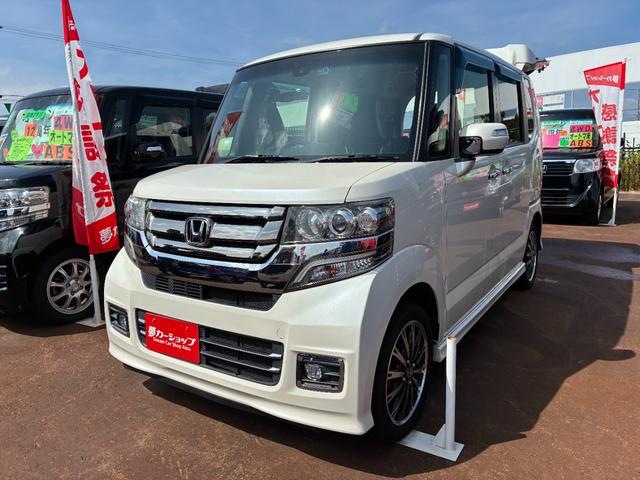 Ｎ－ＢＯＸカスタム Ｇ・ターボＬパッケージ　４ＷＤ　ドライブレコーダー　ＥＴＣ　両側電動スライドドア　オートクルーズコントロール　オートライト　スマートキー　アイドリングストップ　電動格納ミラー　シートヒーター　ベンチシート　ＣＶＴ（2枚目）