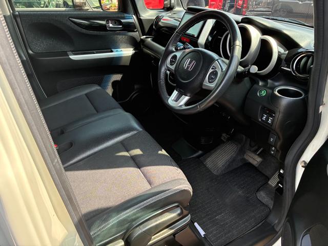 Ｎ－ＢＯＸカスタム Ｇ・ターボＬパッケージ　４ＷＤ　ドライブレコーダー　ＥＴＣ　両側電動スライドドア　オートクルーズコントロール　オートライト　スマートキー　アイドリングストップ　電動格納ミラー　シートヒーター　ベンチシート　ＣＶＴ（9枚目）