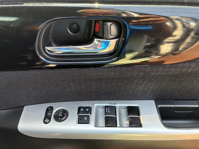 Ｎ－ＢＯＸカスタム Ｇ・ターボＬパッケージ　４ＷＤ　ドライブレコーダー　ＥＴＣ　両側電動スライドドア　オートクルーズコントロール　オートライト　スマートキー　アイドリングストップ　電動格納ミラー　シートヒーター　ベンチシート　ＣＶＴ（17枚目）