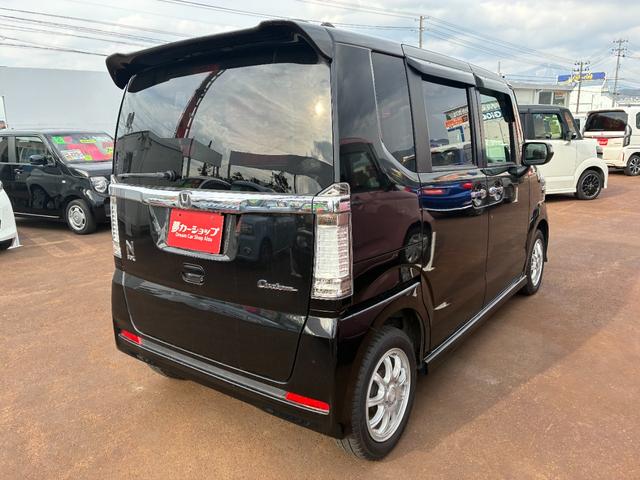 中古車のほか、新車の販売も行っております。詳細はスタッフまで！常時、在庫は５０台オーバー！　お気に入りの車に会えるかも！？