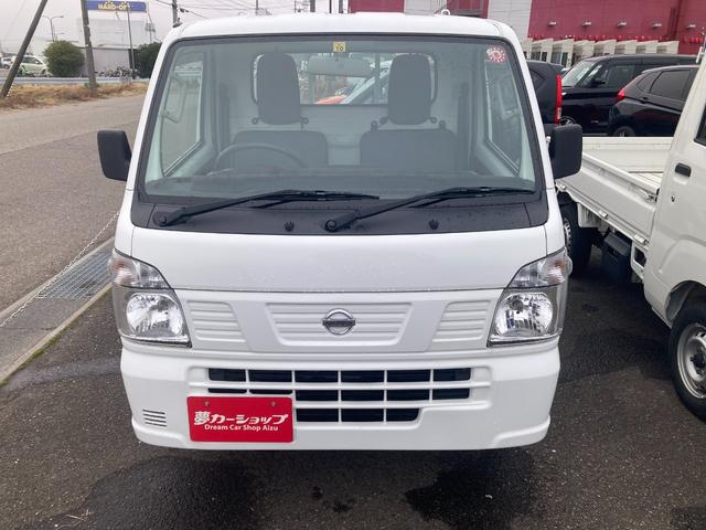 NT100クリッパートラック DX 4WD 軽トラック MT エアコン 運転席エアバッグ 助手席エアバッグ(3枚目)